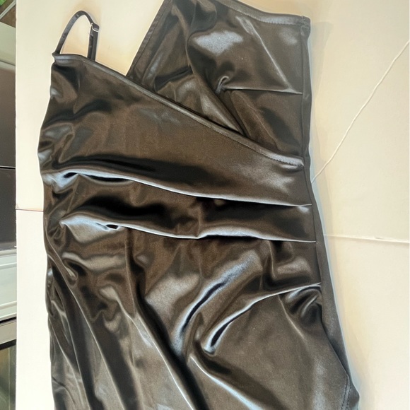 Iris Plus Size LBD Plus Size 3X Black Silk-Like Asymmetrical Spaghetti Straps - Picture 7 of 14